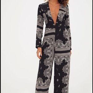 Black Scarf Print Long Sleeve Plunge Jumpsuit